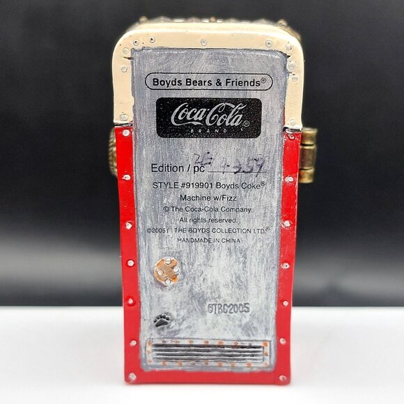 Boyds Bears Coca-Cola Vending Machine Figurine 2005 Ltd Ed Frizz Style #919901 - Picture 5 of 8